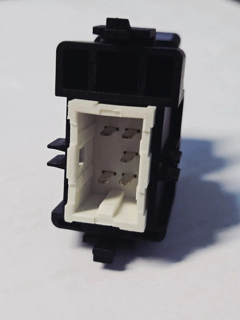 Toyota Landcruiser J80 / J70 / Hiace Single Window Switch (1984–2005)
