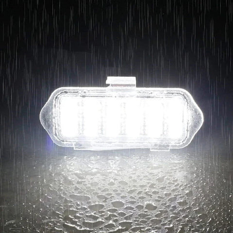 Cadillac Chevrolet Avalanche GMC Sierra Puddle Light (2002-2013)