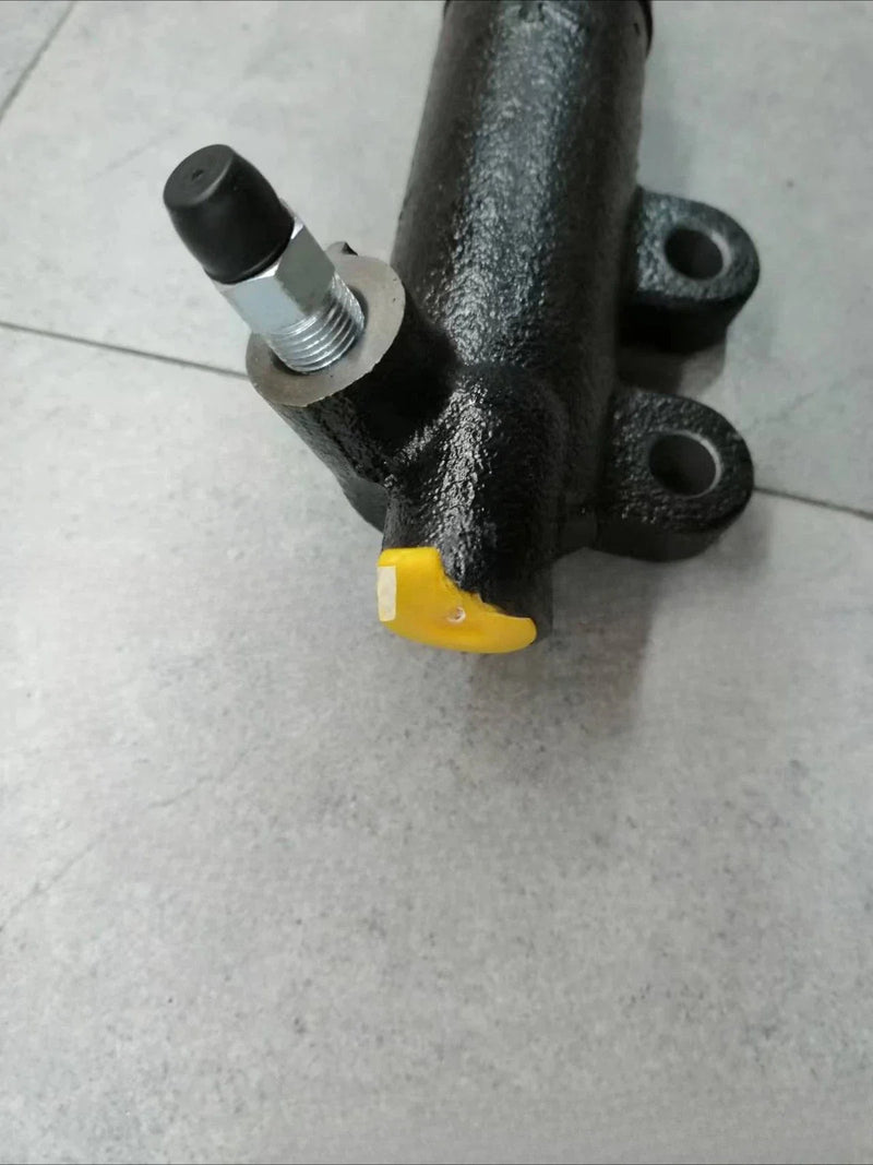 Toyota Land Cruiser FJ80 / HDJ80 Clutch Release Cylinder (1989–1998)