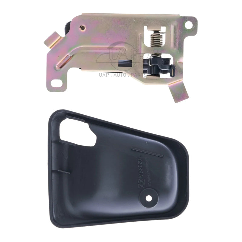 Mitsubishi Canter Door Handle Inner & Cover 2 x (1995–2005)