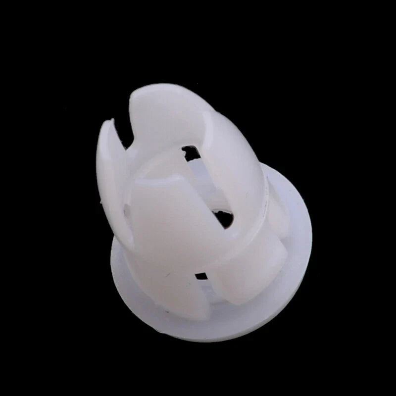 Mercedes Benz 50 x Grommet Clips Body Side Moulding Retainers