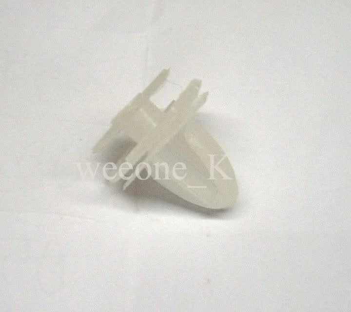 Nissan 620 / Datsun 620 10 Door Panel Clips (1972-1977)