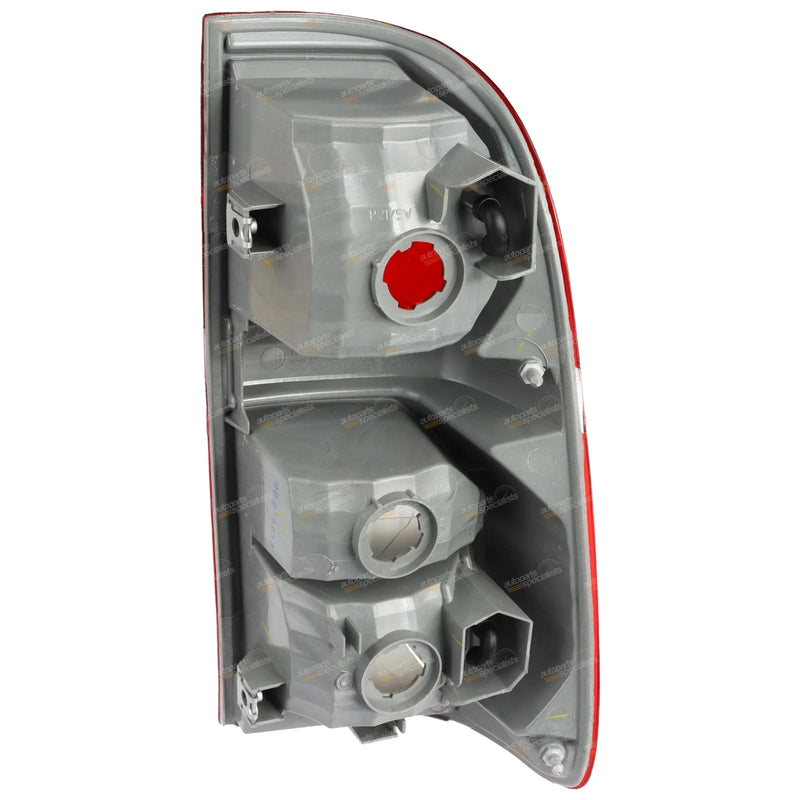 Hilux GGN15 GGN25 KUN16 KUN25 KUN26 Left Hand Tail Light Lamp (2011–2016)