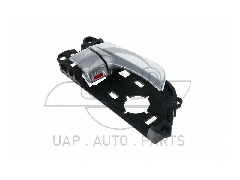 Hyundai Veloster Front Right Silver Inner Door Handle (2011–2018)