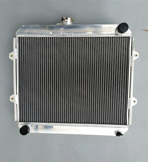 Toyota Hilux RN85 YN85 22R 2.4L 3 Row Aluminum Radiator + Fan (88-97)