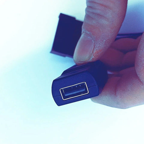 Nissan, Mitsubishi, Toyota 4Runner 7-Pin to USB Dash Cam Power Adapter