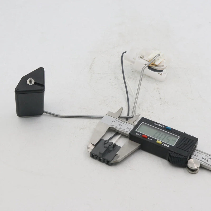Toyota HiluxMK6 SR5 4WD 2004-2011 Fuel Tank Gauge Sending Unit