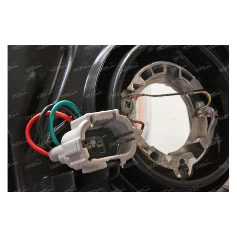 Nissan Navara D22 (2001 - 2014) DX ST ST-R LH+RH Headlights