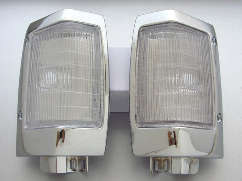 Nissan Navara D21 Chrome Front Corner Light Signal Indicator (1992-1997)