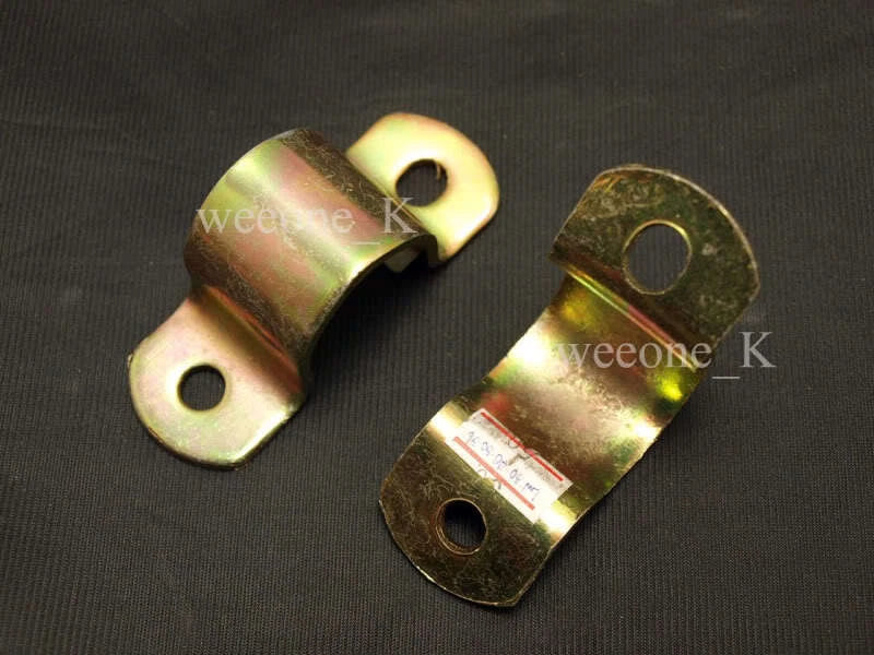 Toyota Hilux Sway Bar Brackets (LN30, LN40, LN50, LN56)