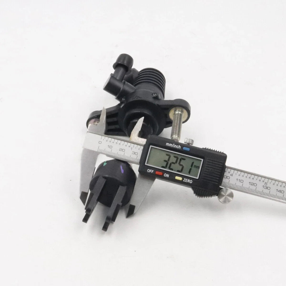 Clutch Master Cylinder for Toyota HiluxAN10/20/30 Champ 2004-2016