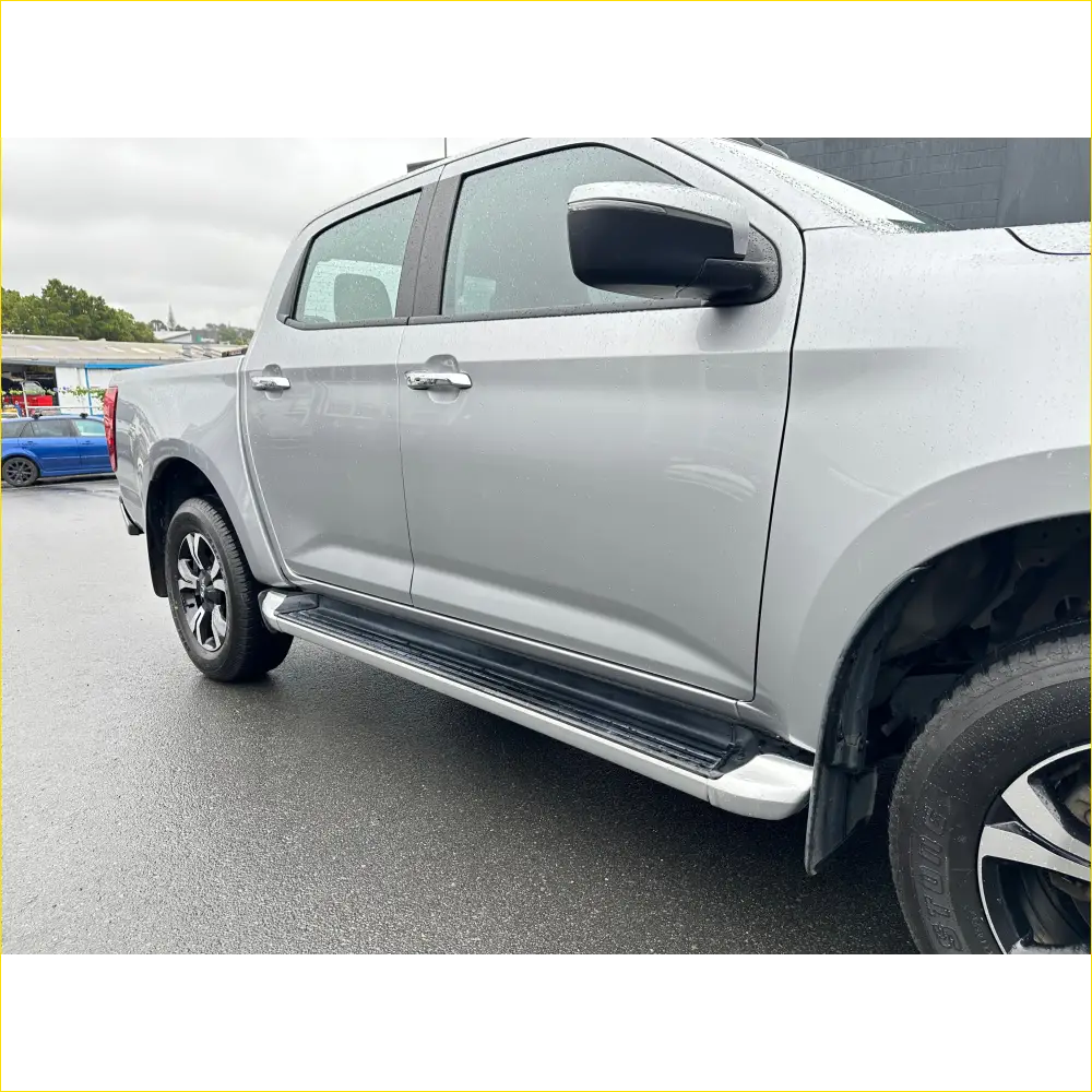 Side Step Running Board OEM Style Isuzu D-Max 2021-2023 Double Cab