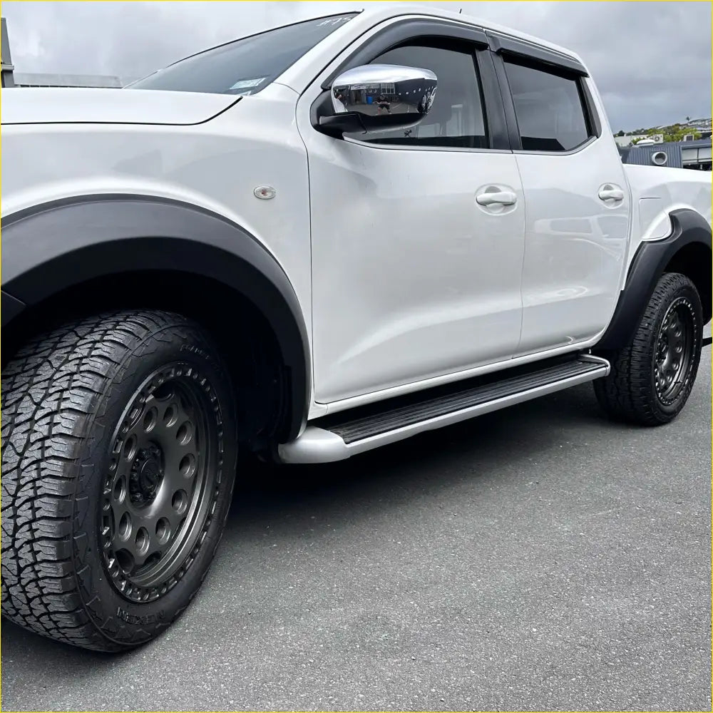 Side Step Running Board OEM Style Navara 2015-2020 Double Cab