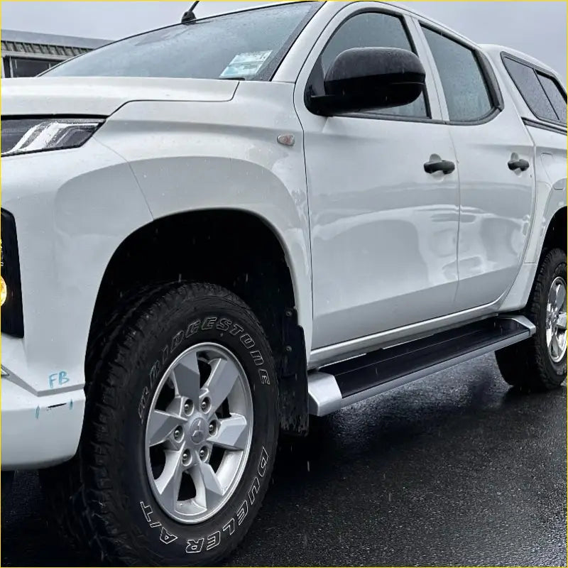 Side Step Running Board OEM Style Triton 2019-2023 Double Cab