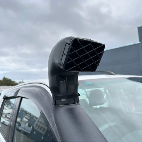 Black plastic snorkel with diamond-patterned grille for roof-mounted air intake on toyota hilux 2015-2025