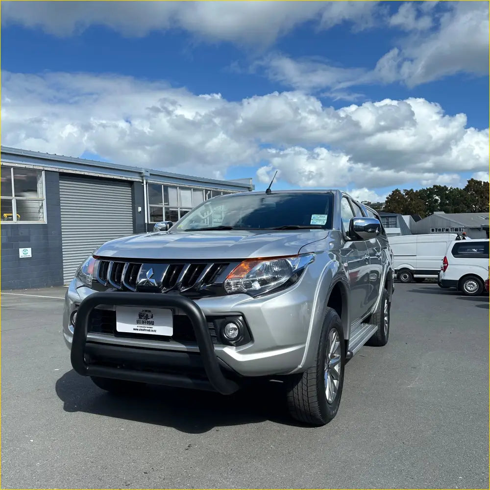 Stainless Steel Nudge Bar Mitsubishi Triton/Pajero 2015-2018 Matte