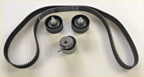 Black rubber timing belt with two black pulleys and silver tensioner for jeep cherokee chrysler voyager grand maxus 2001 2008
