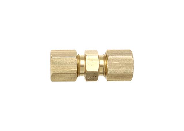 TubeFit Double Union Brass 1/8" 01004 02
