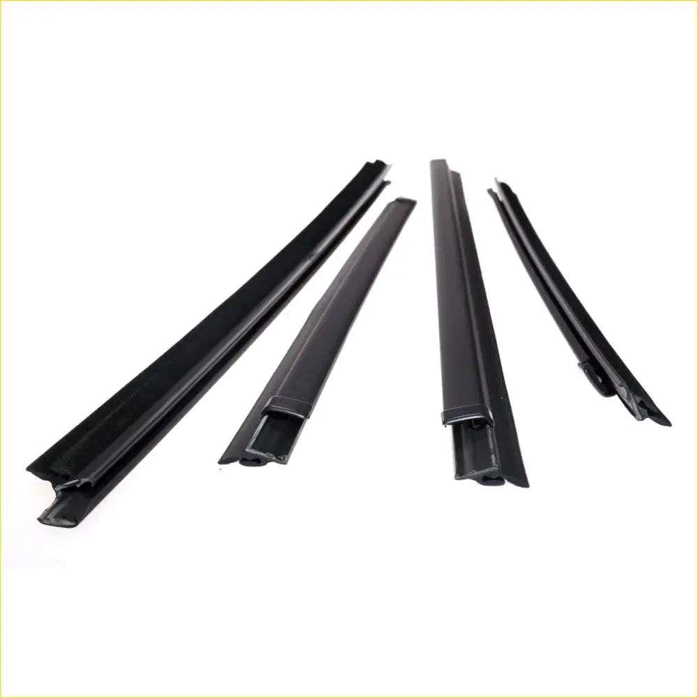 Weatherstrip Door Glass Moulding Belt for Toyota Hilux 1997-2005 - Engine